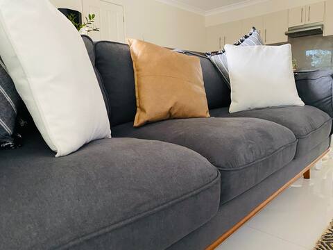 Top Airbnb: The Stable Cosy couples studio for wine lovers. in Cessnock City Council
