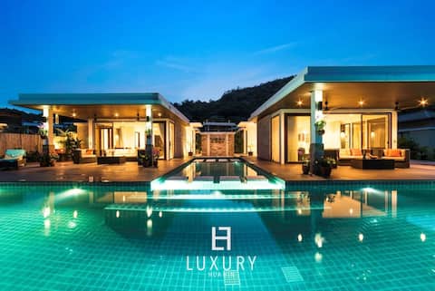 5 Bedroom Amazing Pool Villa In Resort. (TS1)