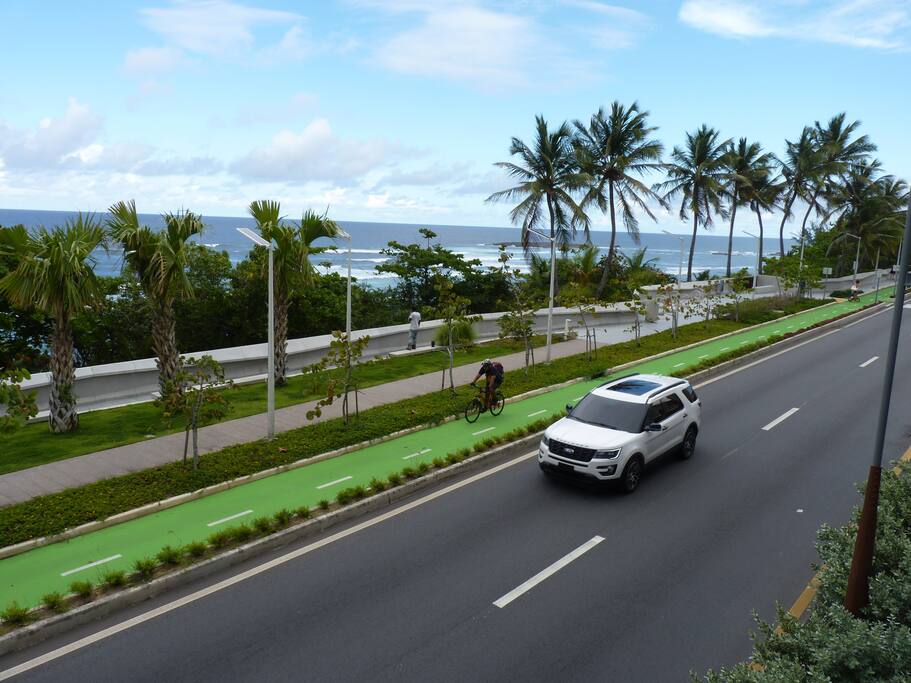 New boardwalk and bike lane to Old San Juan and Escambrón Beach - right in front of the apartment