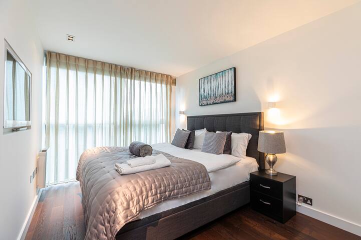 Stunning 2 bed in Central London / St Johns wood gallery image 3