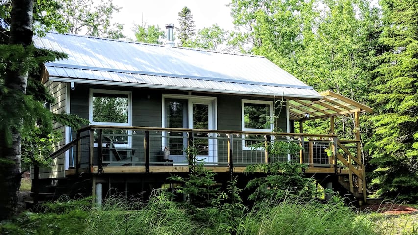 Islet Cottage Tiny Houses For Rent In Silver Islet Ontario Canada