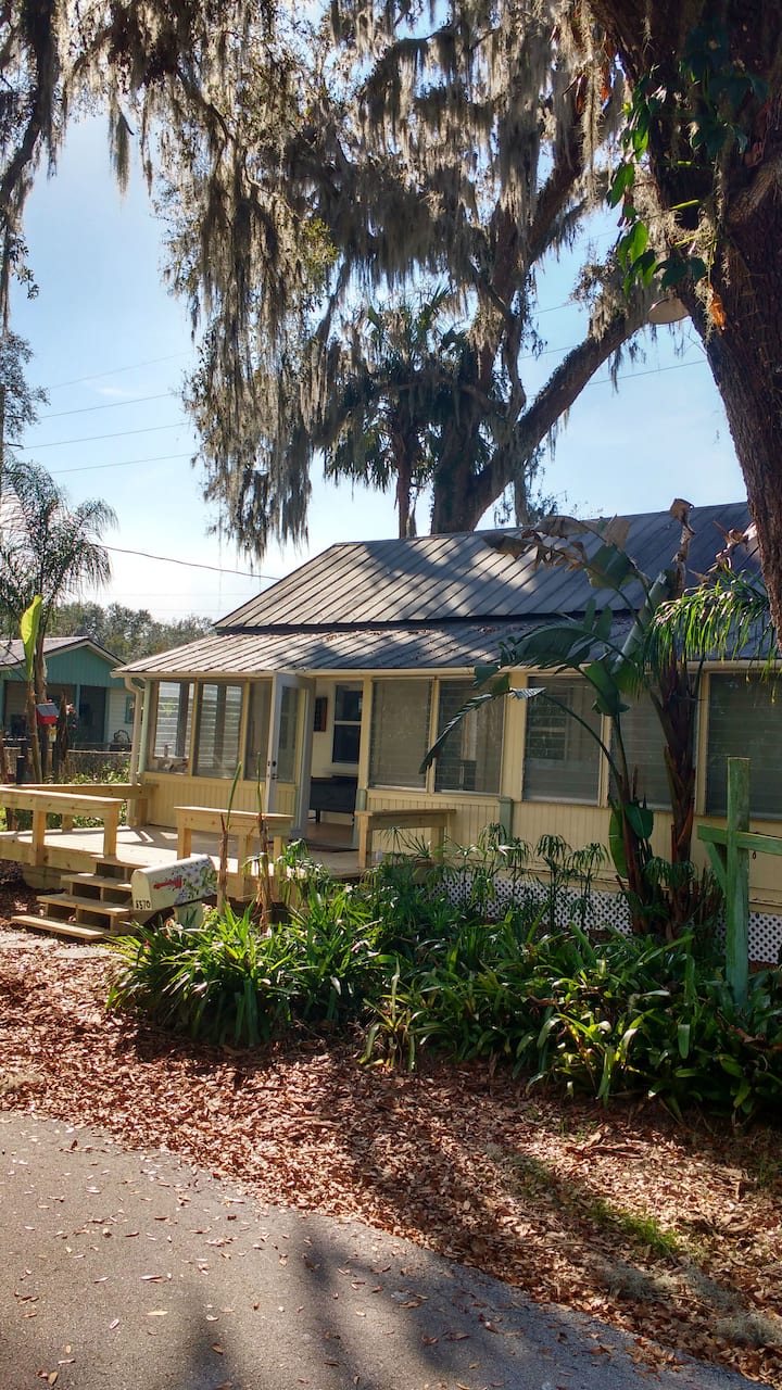 De Leon Springs Vacation Rentals & Homes Florida, United States Airbnb