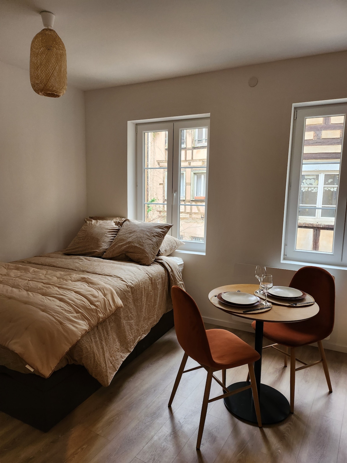Top Airbnb: Quiet studio in the heart of the city in Centre