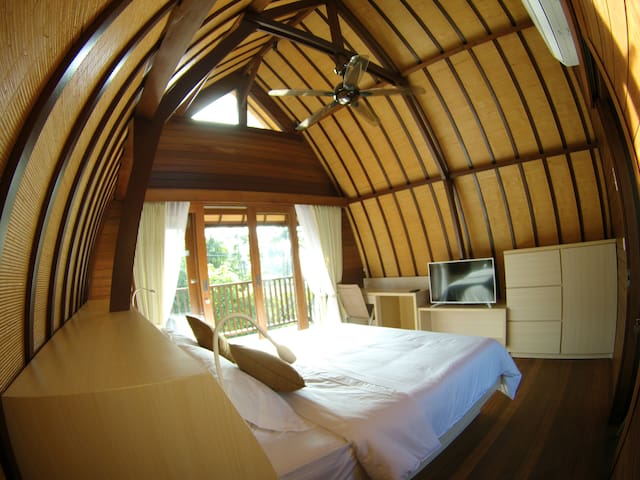 Classic Balinese Wooden Room at Villa Kenken