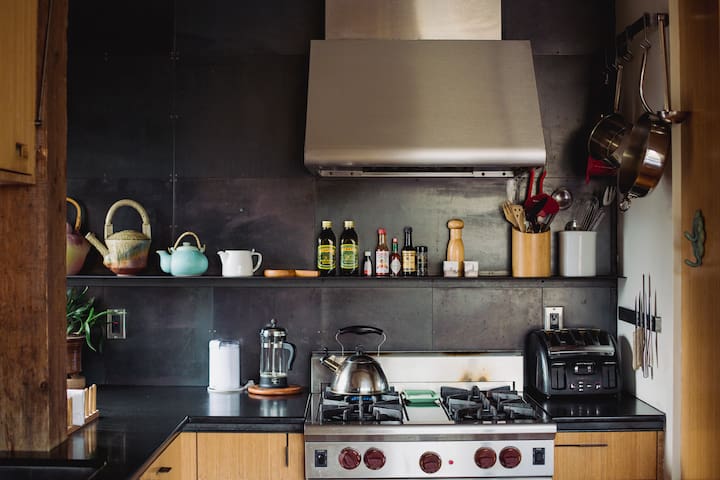 Onsen oasis + Portland’s finest at your feet