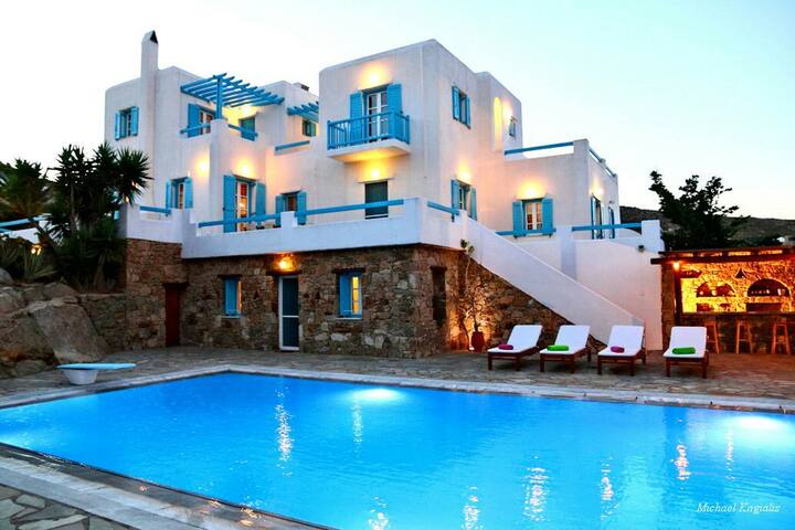 Galini Villa gallery image 3