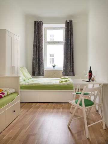 Zentrale Wohnung bei Stadthalle & UBahn