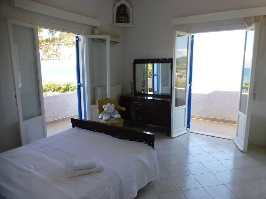 1st Sleeping room