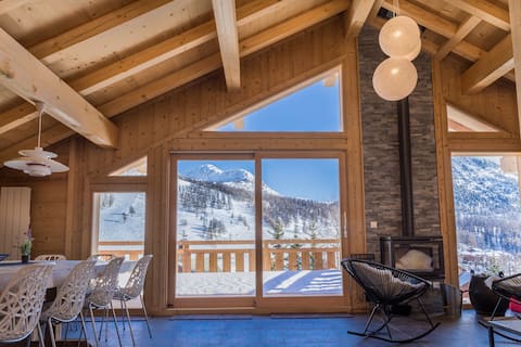Beautiful chalet close to the slopes - 14 to 20 p