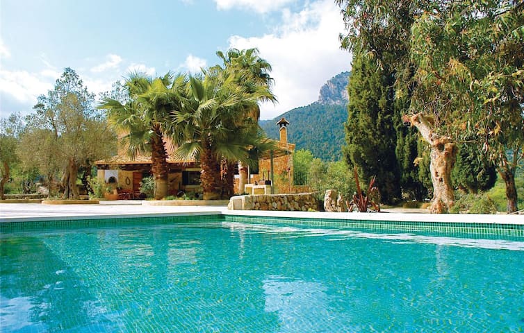 Fantastic villa in Alaró, Mallorca