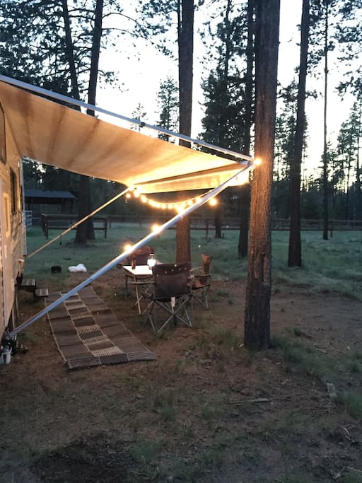 Enjoy the outdoors but close to many great sites.