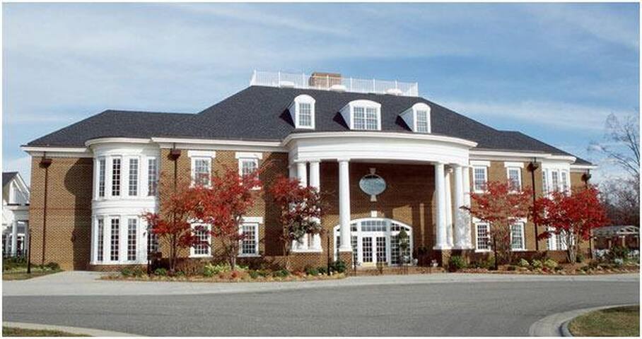 KPR vacation managed Airbnb listing 1