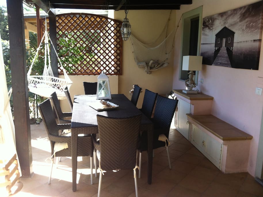 Tavolo esterno