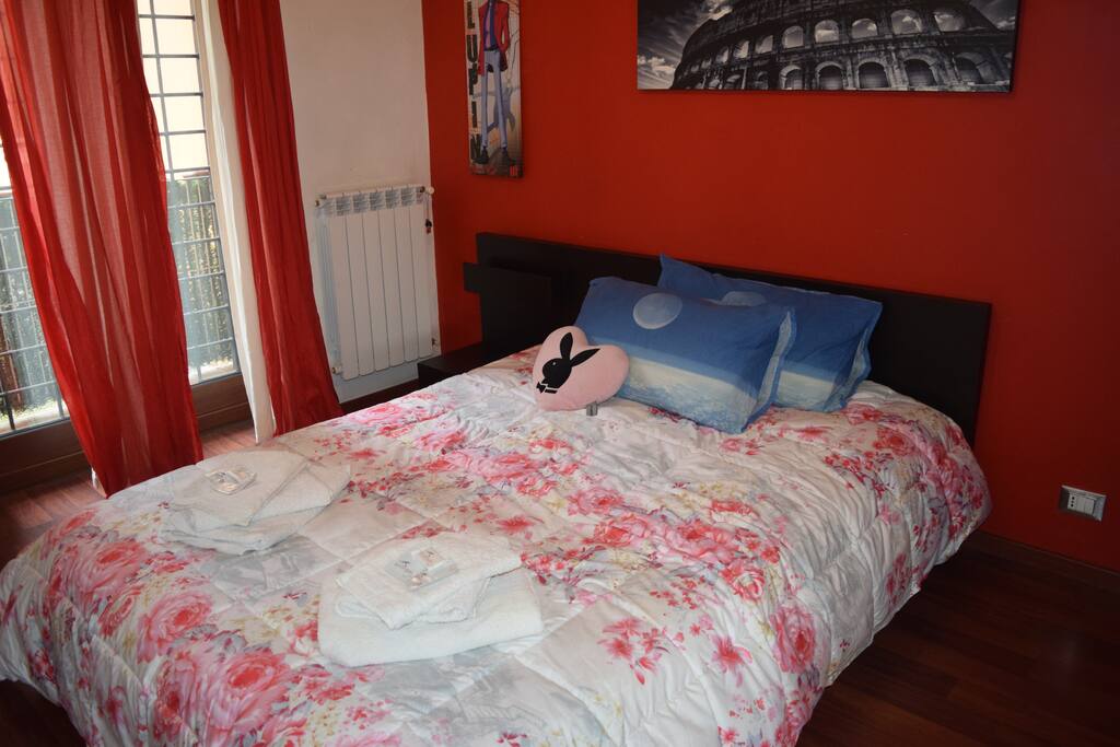 CAMERA 1