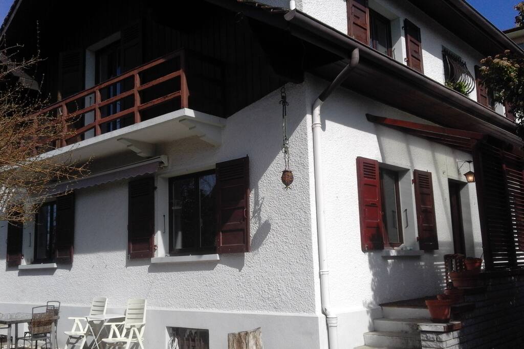 Notre maison côté rue.