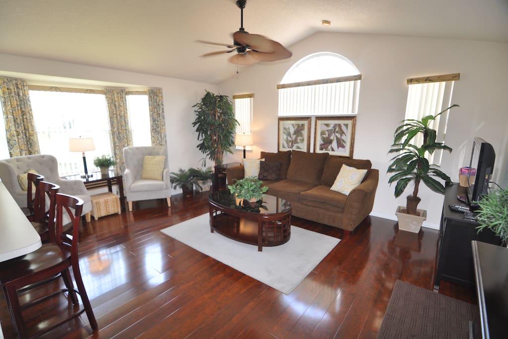 Gorgeous new Brazilian cherry floors, fireplace too!