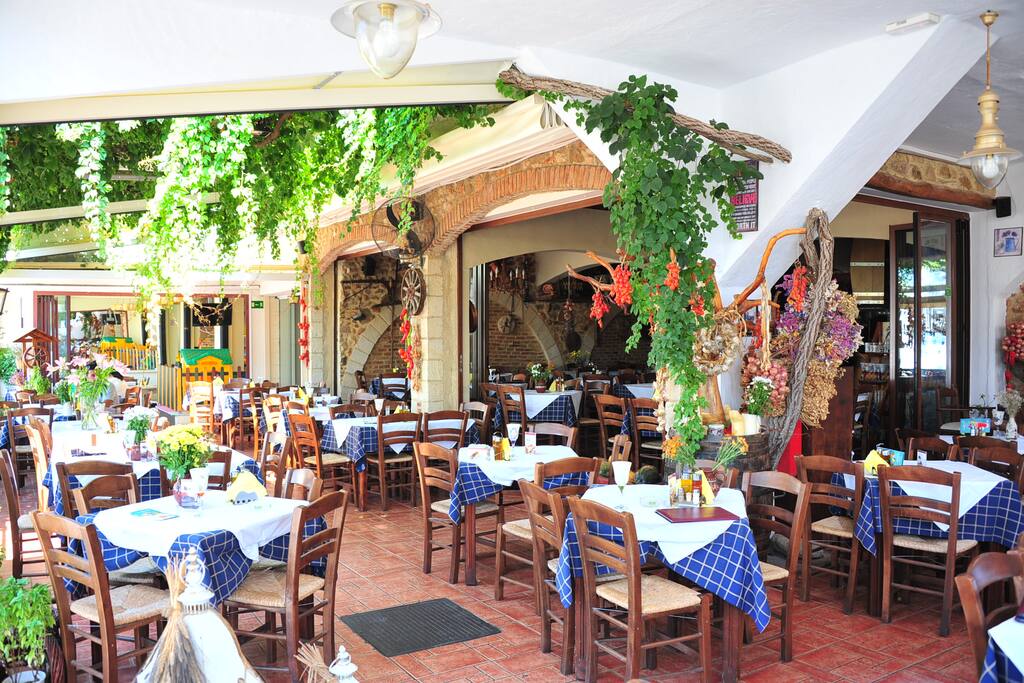 Mithos Restaurant