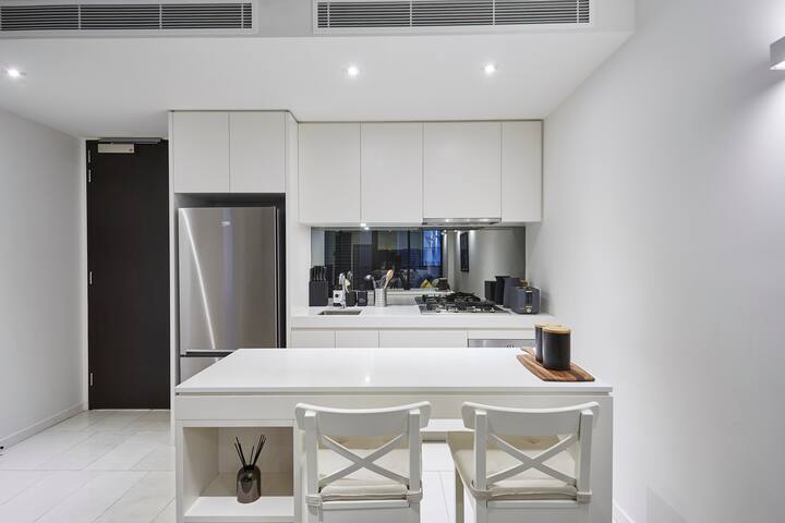 Flinders Lane & Collins Street on your doorstep gallery image 5