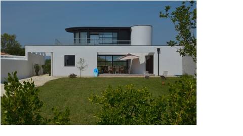 Beachfront architect's house