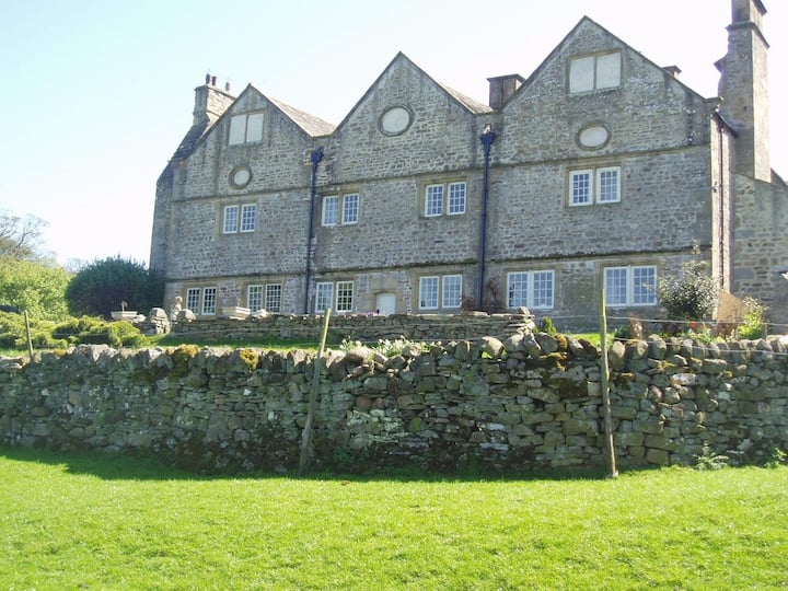 Braithwaite Hall Luxury Self Catering Apartment. - Leyburn