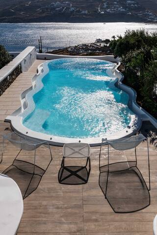 Cycladic luxury and comfort in Kalo Livadi gallery image 4