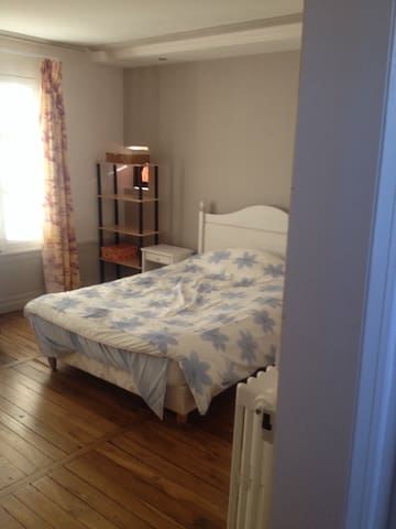 BELLE SUITE FAMILIALE TOWN CENTER EVREUX