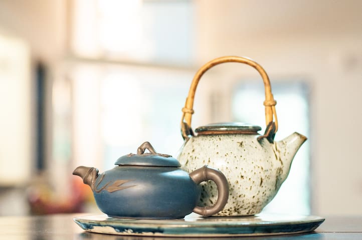 Walking dist. frm MG/Brigade road.