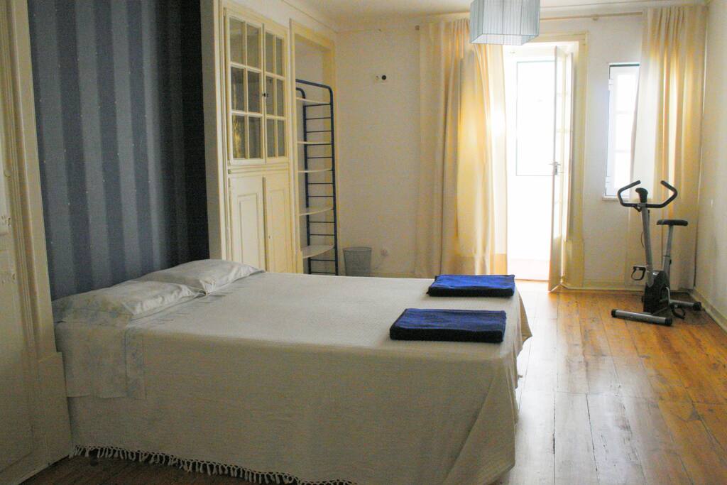 Quarto 3 - Suite com acesso ao pátio