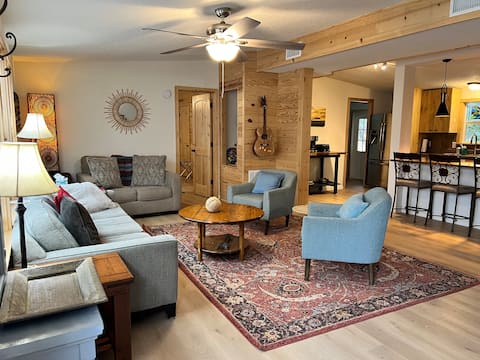 Popular Airbnb listing: Wimberley River Retreat in Wimberley