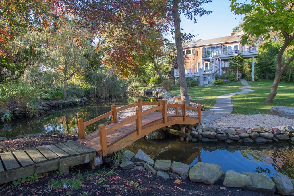 Waterfront, stunning tranquil & unique sleeps 9 Houses for Rent in