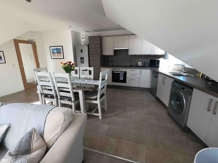 Riverbank luxury self catering apartment Apartments for Rent in Nairn, Scotland, United