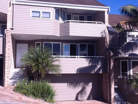 Avoca Beach Townhouse