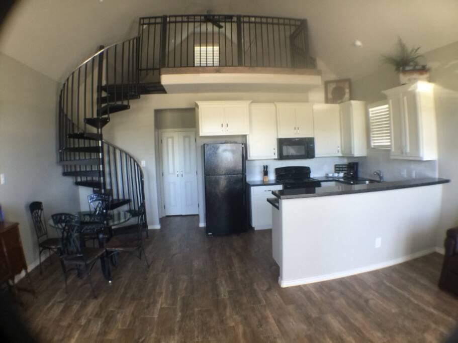 Kitchen Amenities