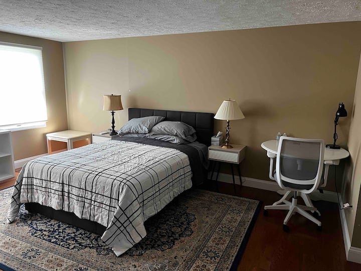 Bedroom suite with private bathroom Houses for Rent in North Potomac