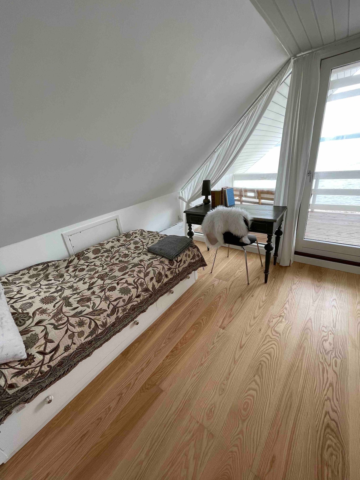 Chumba kimoja, roshani ya kutoka na mwonekano wa Limfjorden