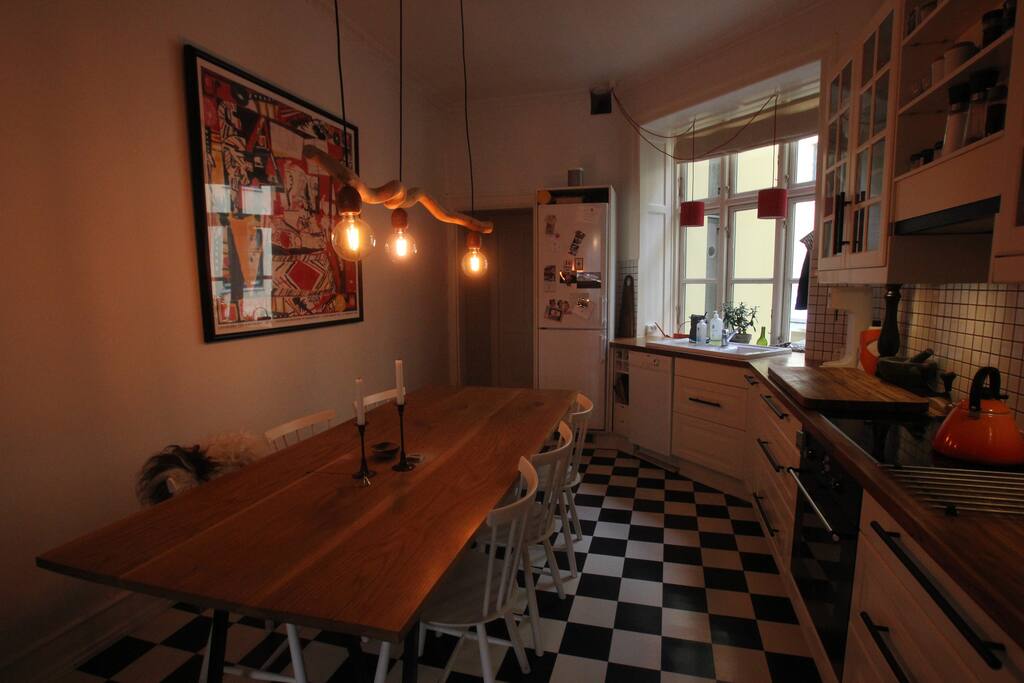 A big modern kitchen with everything you would ever need to cook