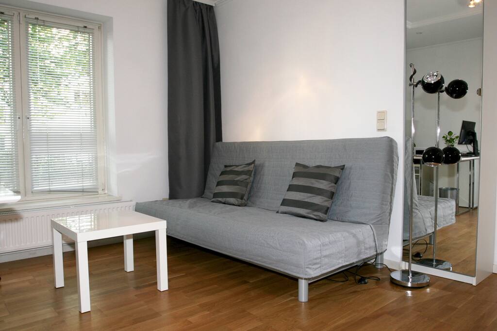Schlafsofa mit richtiger Matratze / Sofa bed with real mattress