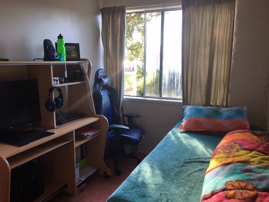 Single bedroom
