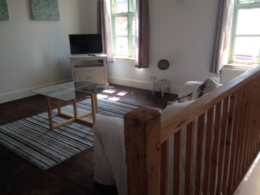 TV/WiFi in the lounge
