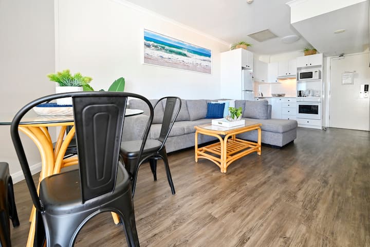 Beachfront Choices - Beach, Lagoon, Spa Ze1 - Alexandra Headland