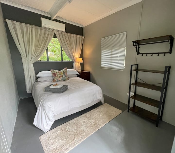 Ოთახი 1 ინტერიერი