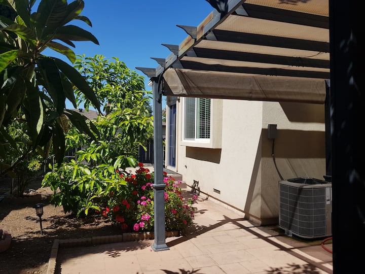 Modern & Spacious Guesthouse in Cupertino Guest suites for Rent in
