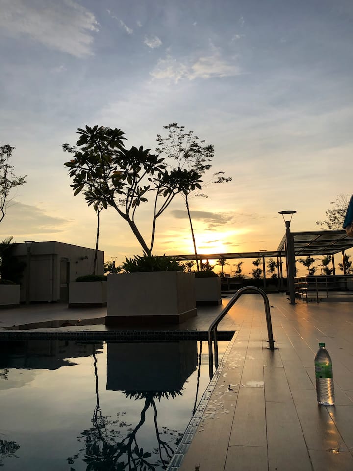 Evo Soho Suite Pool View Bandar Baru Bangi Airbnb