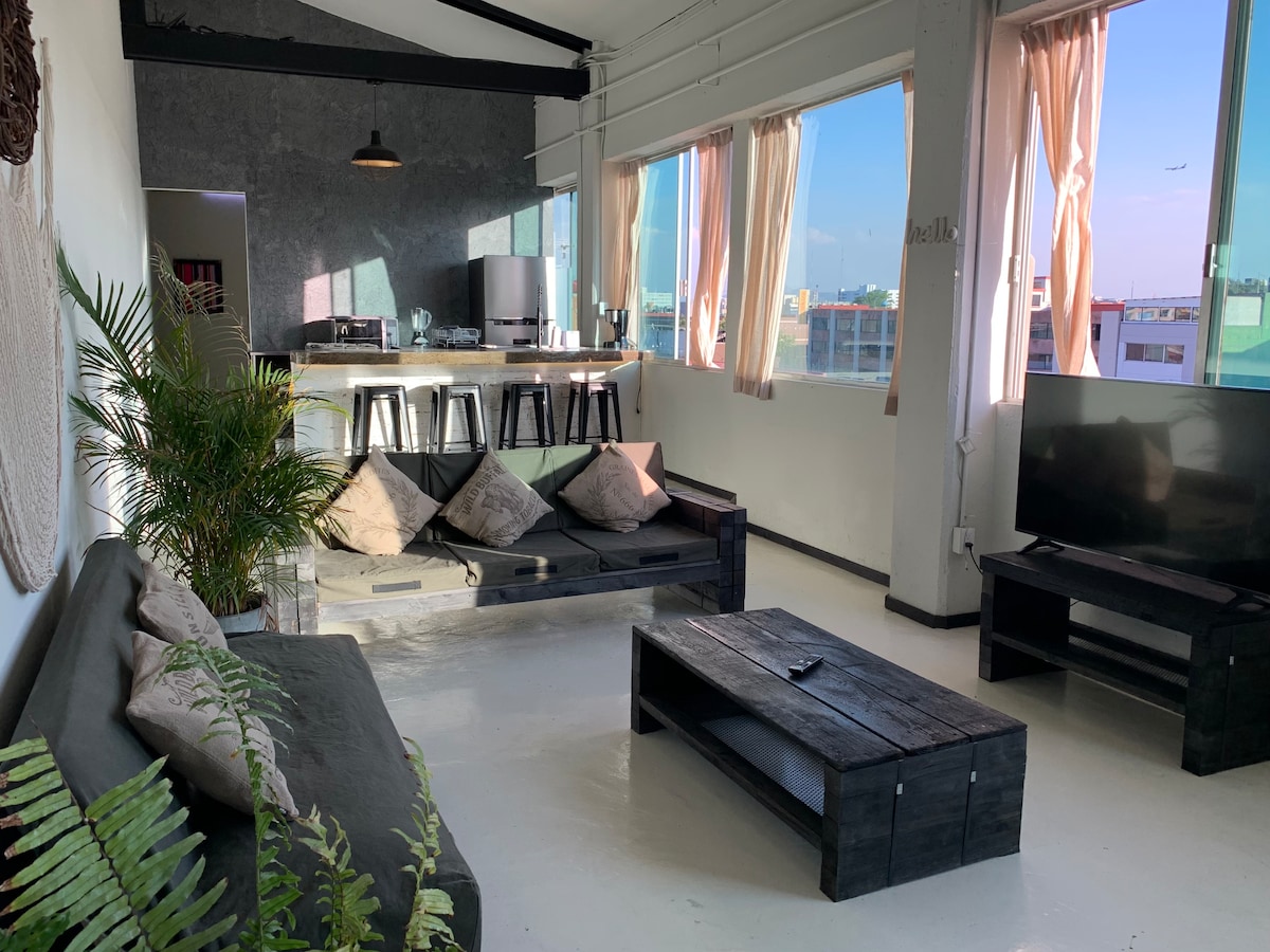 Successful Airbnb property: Downtown CDMX Loft 4bdr stylish & spacious ch10 in Obrera