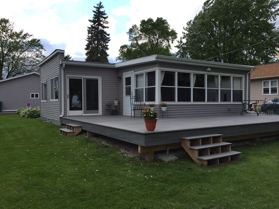 Front porch and deck overlooking beautiful Lake Winnebago
