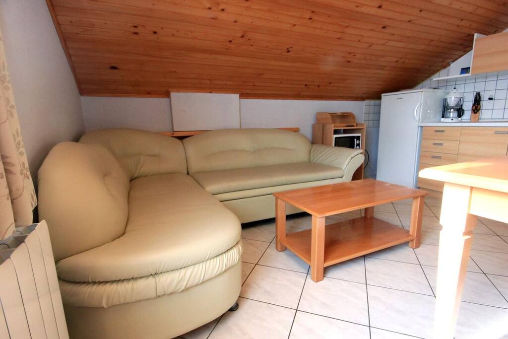 Living room, Surface: 12 m²