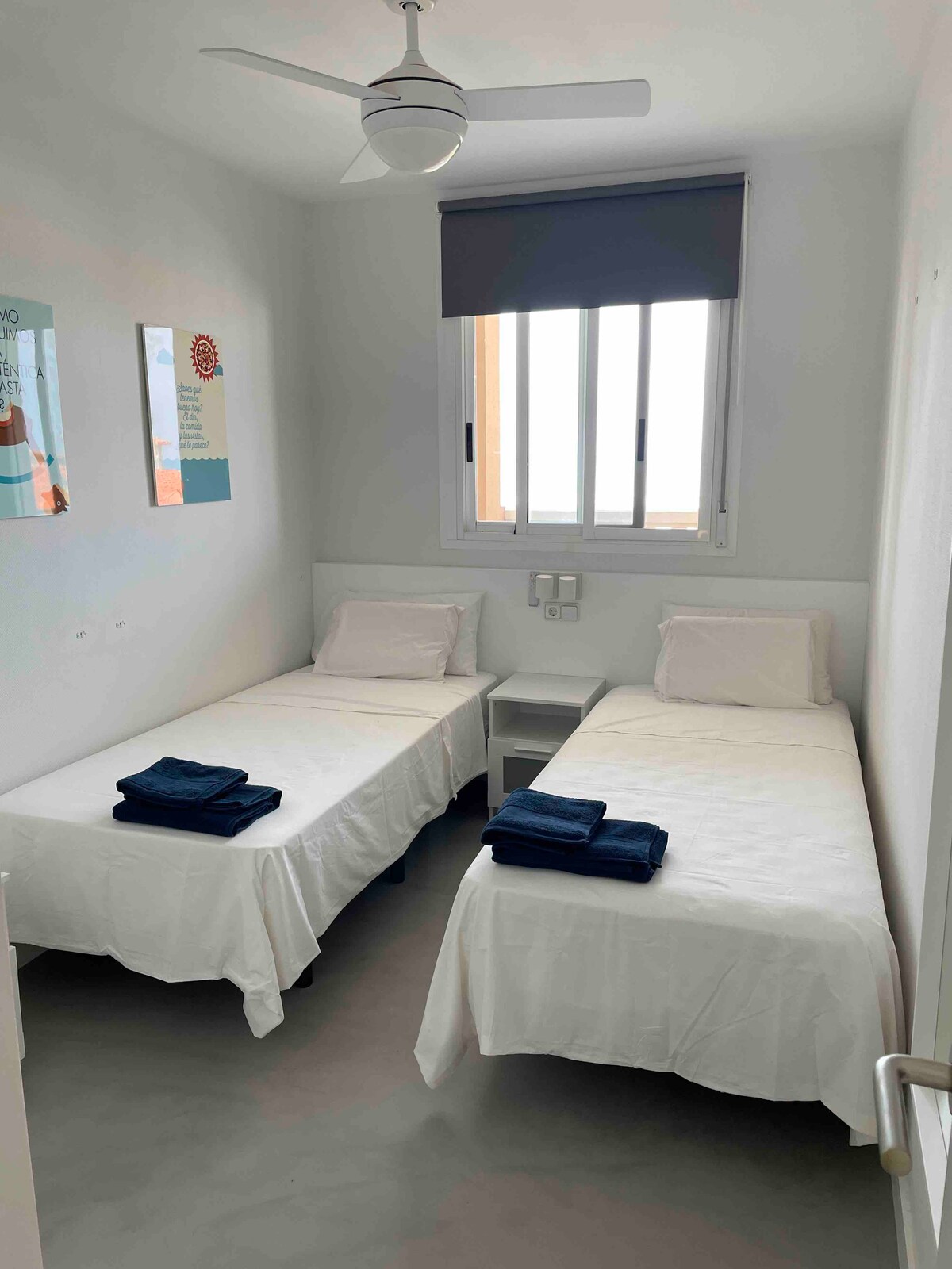 Soba 2.-  2 kreveta 90 x 200 cm posebna djeca 0 - 14