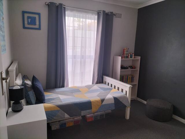 Beautiful home near the beach gallery image 4