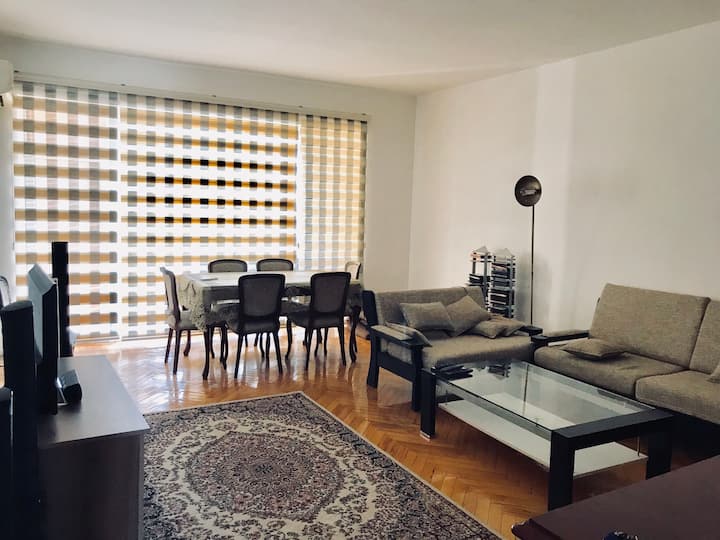 Extremely Central Flat With Perfect Panoramic View - Bakú