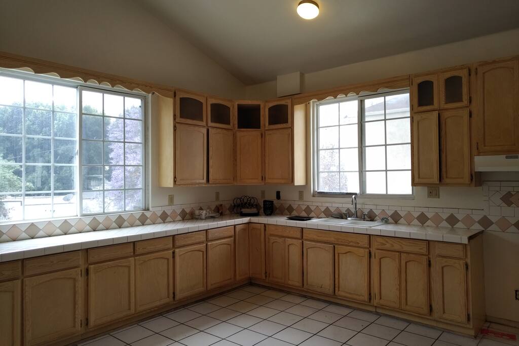 Huge Kitchen pre-appliances